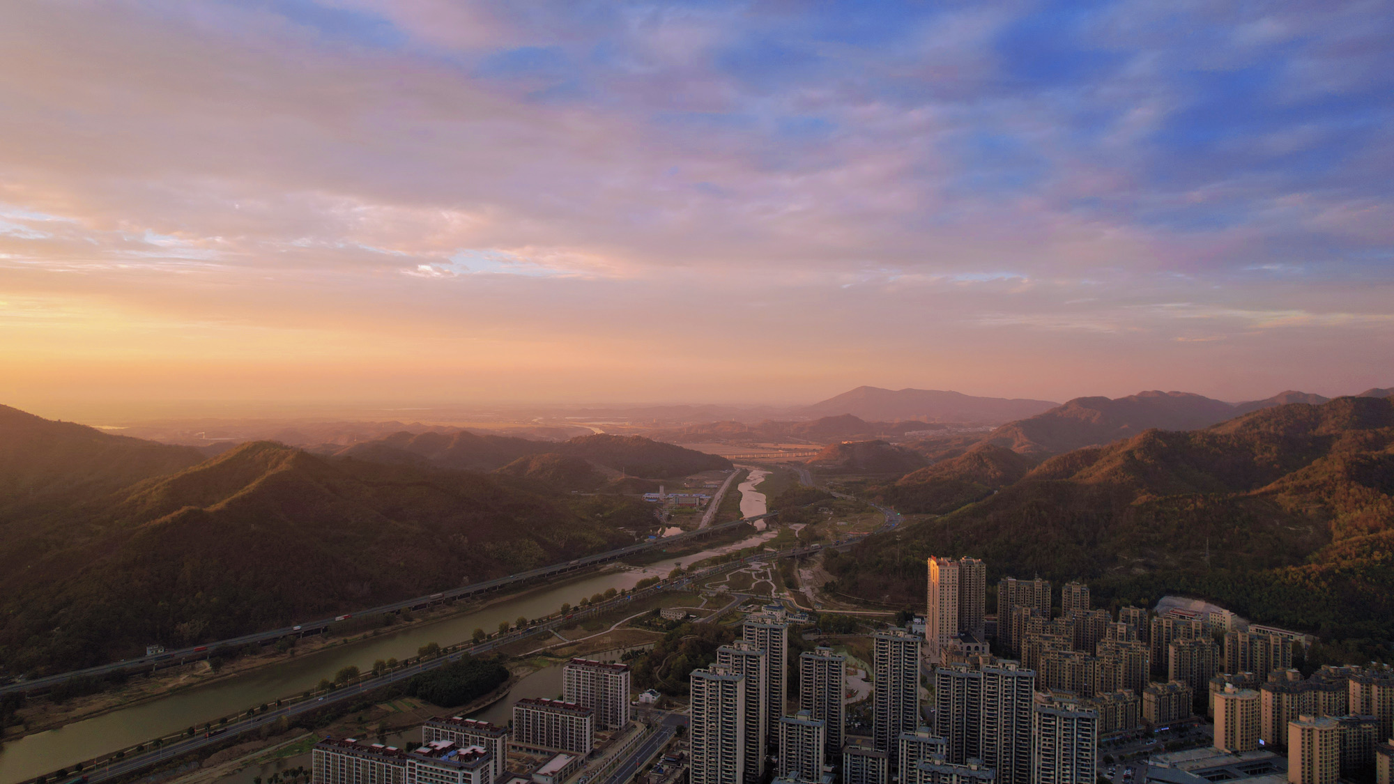 航拍东至 · 城市风光